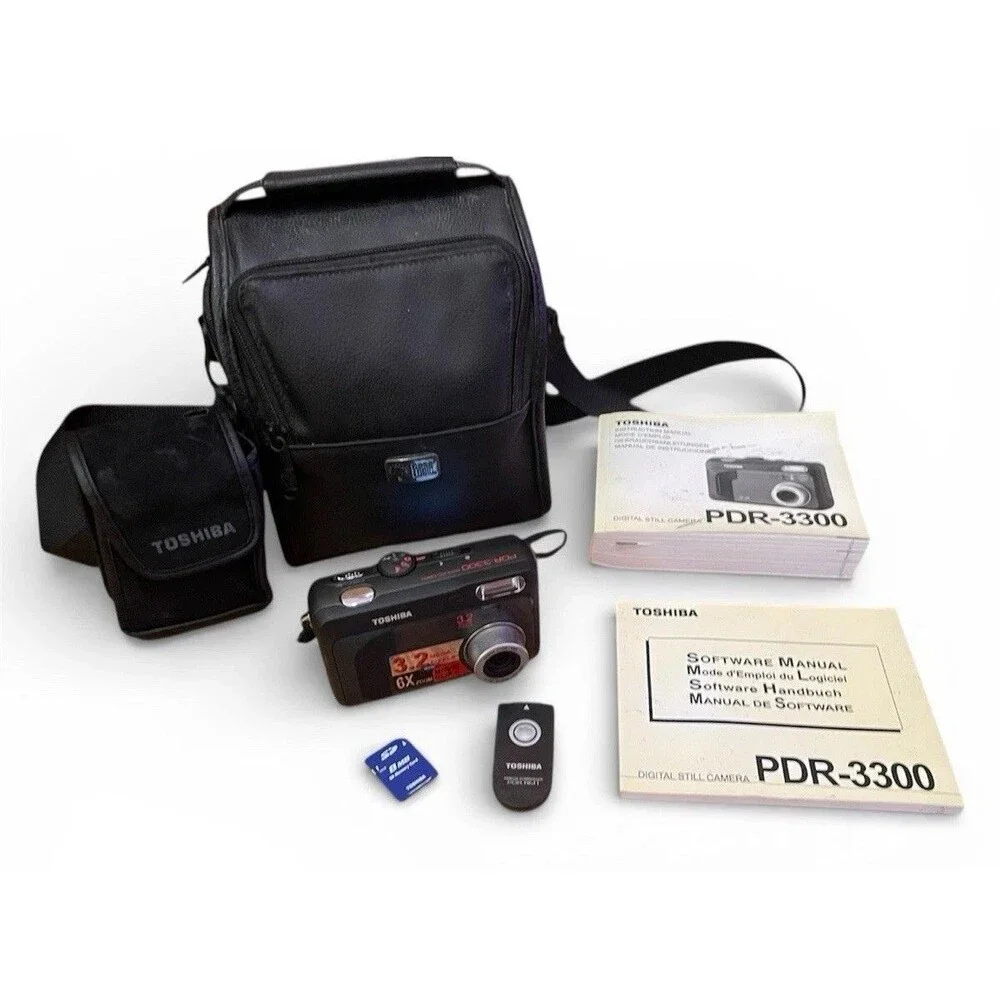 Toshiba PDR-3300 3.2MP Digital Camera 2.8x Zoom Tested Remote Bundle